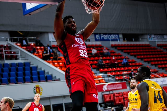 Crónica Casademont-UCAM M. (98-86)