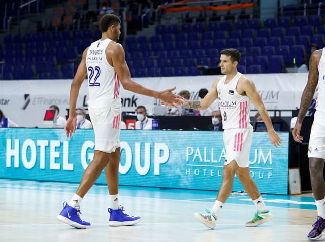 Crónica Real Madrid-Monbus (84-77)