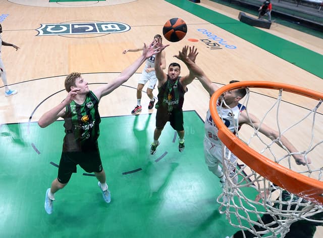 TD Systems Bkn.-Joventut, 5 apuntes