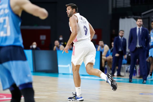 6000 puntos para Felipe Reyes