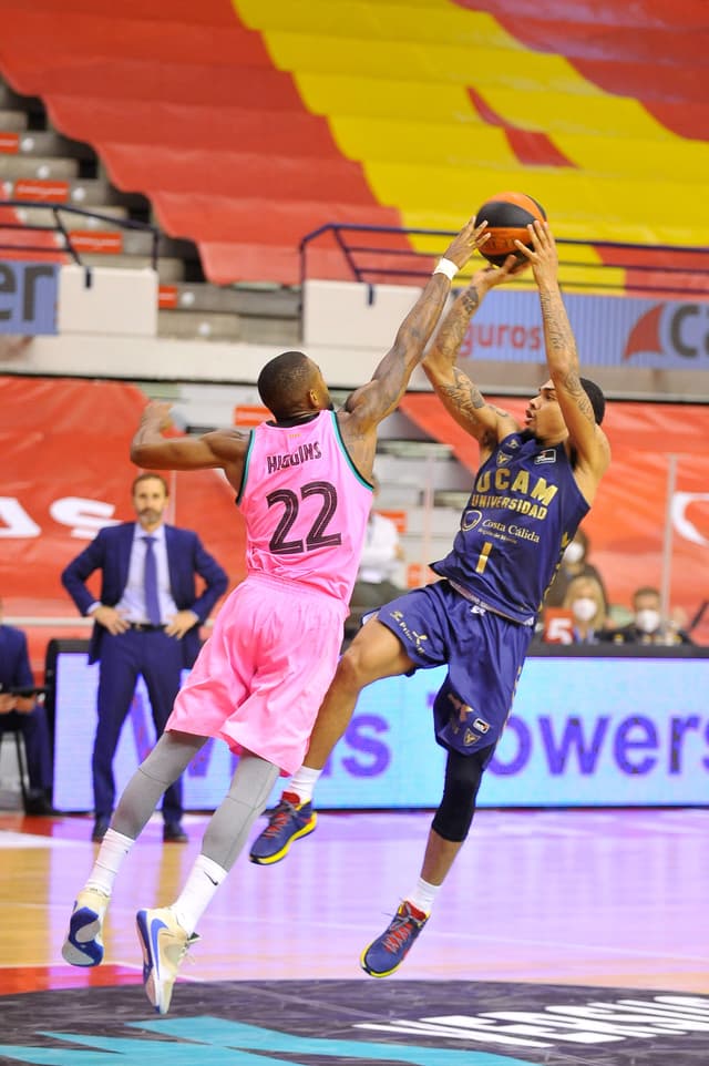 UCAM Murcia-Barça (77-73)