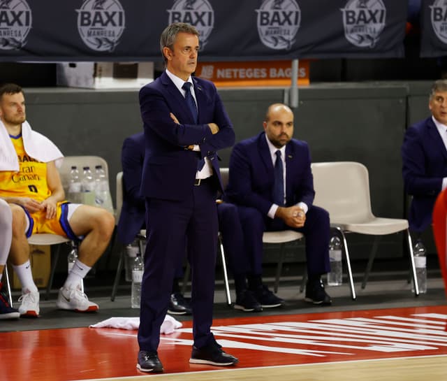 Porfi Fisac, 300 partidos