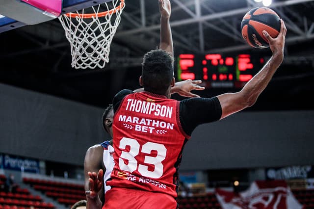 Jason Thompson abandona Zaragoza