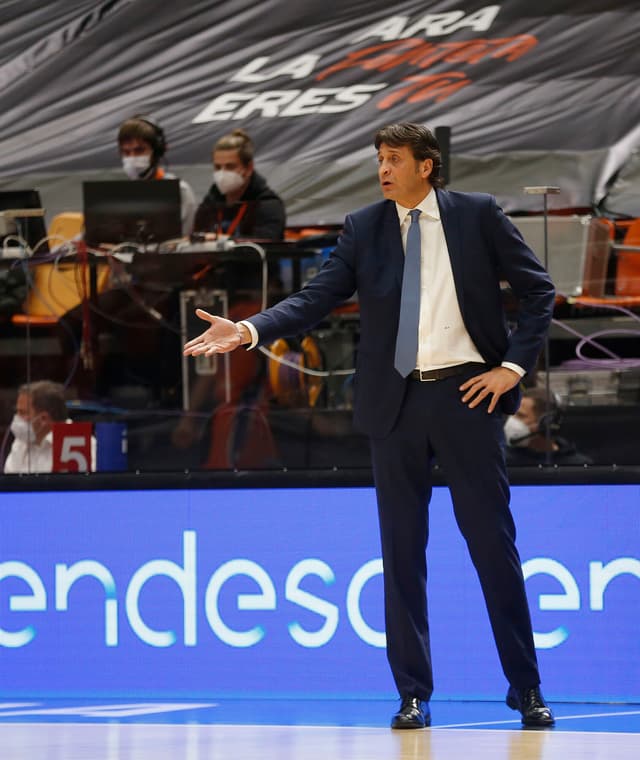 Marcelo Nicola, positivo en COVID19