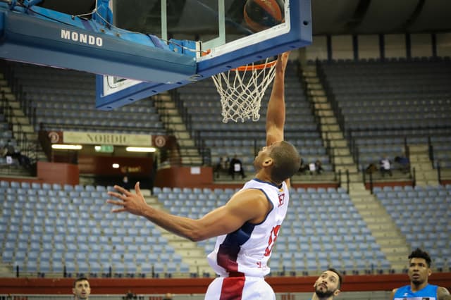 Crónica: Acunsa GBC-BAXI (71-78)