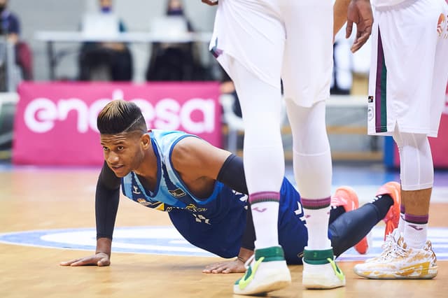 Rivero, baja para este sábado