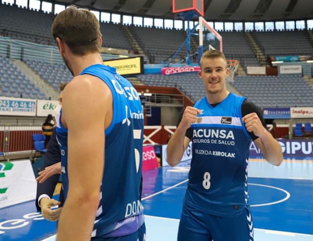 Acunsa GBC-Valencia BC (78-60)