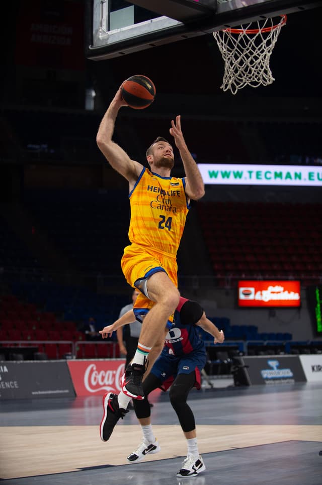 Matt Costello se desvincula