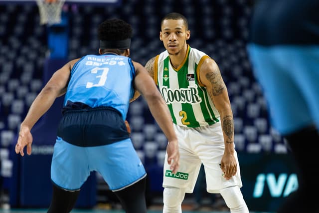 Movistar Estu 82 - Coosur Betis 96