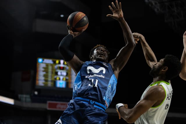 Ángel Delgado: Un 30-12 de altura