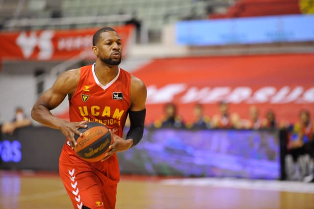 Strawberry deja el UCAM Murcia