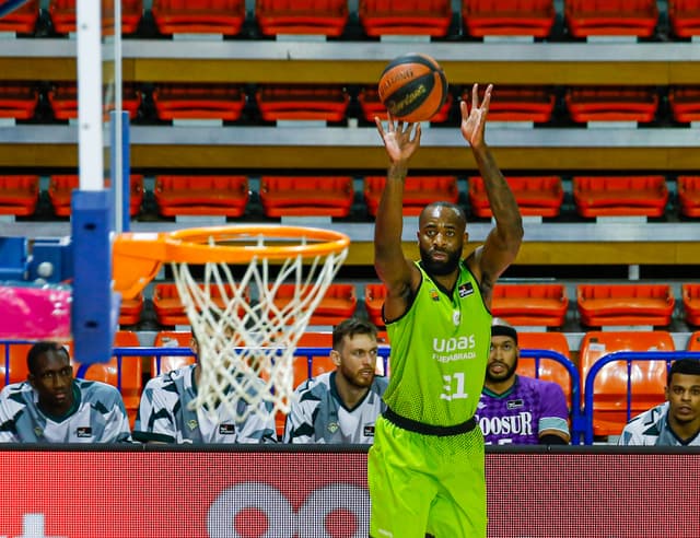 Ferran López valora a Eyenga