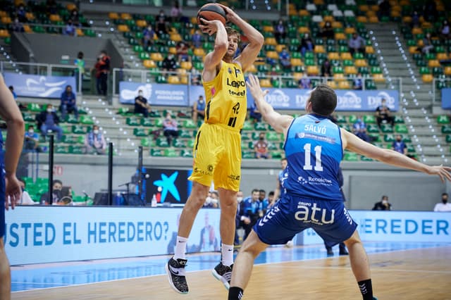 Cañonero Doornekamp