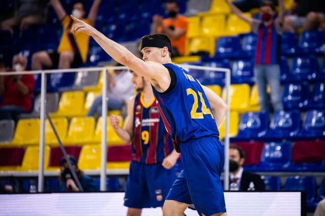 Kyle Kuric, perfecto en los 6,75