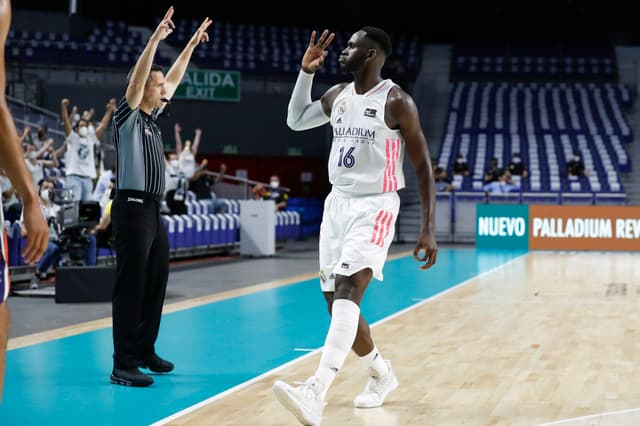 Garuba rompe sus propios moldes