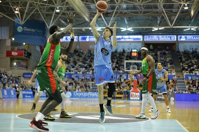 Río Breogán fuerza el tercero