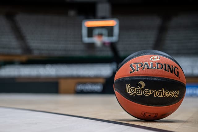 Aplazado Urbas Fuenla-Joventut