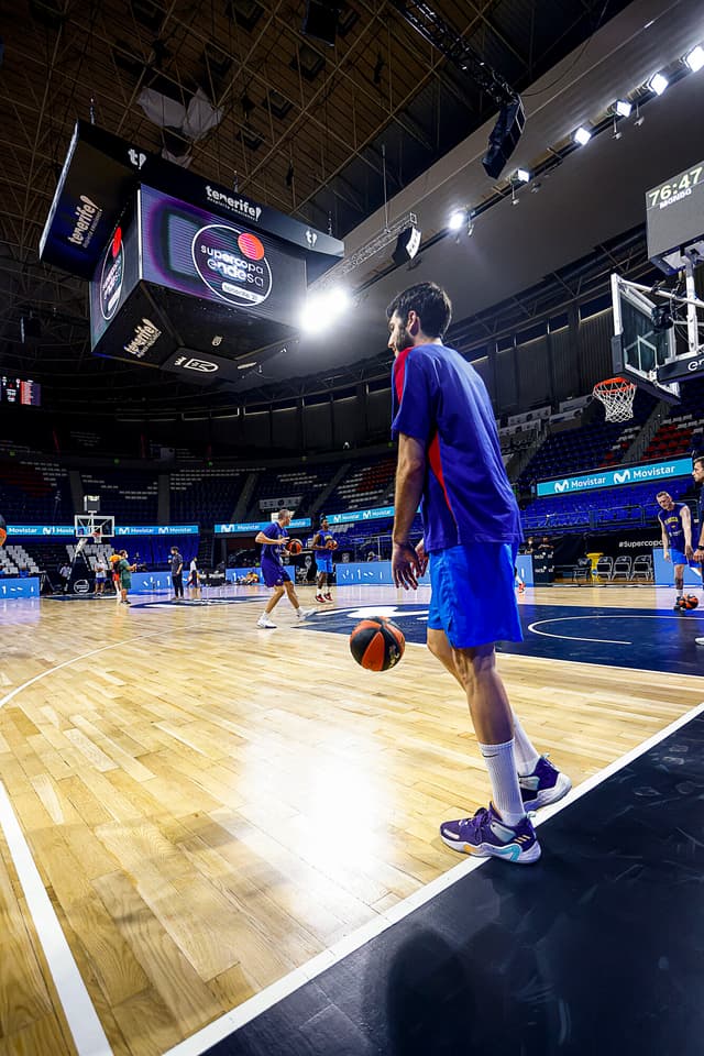 Álex Abrines, intervenido