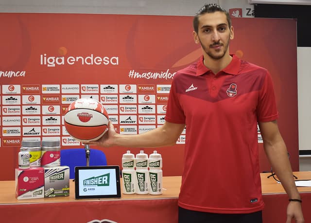 Kenan Sipahi, presentado