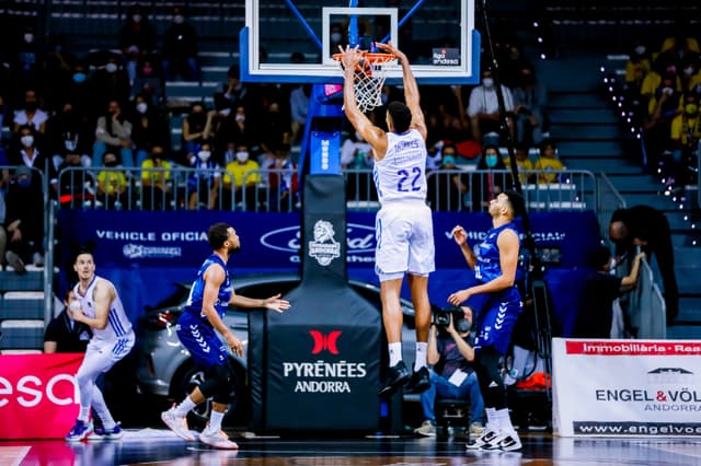 Crónica: MoraBanc-R.Madrid (58-86)