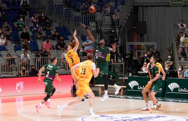 Unicaja-Gran Canaria (79-80)