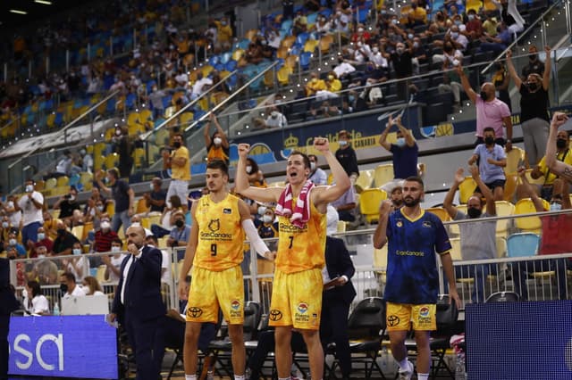 Gran Canaria 84 - Joventut 71