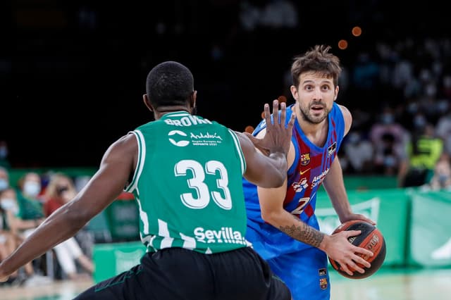 Coosur R. Betis 61 - Barça 78