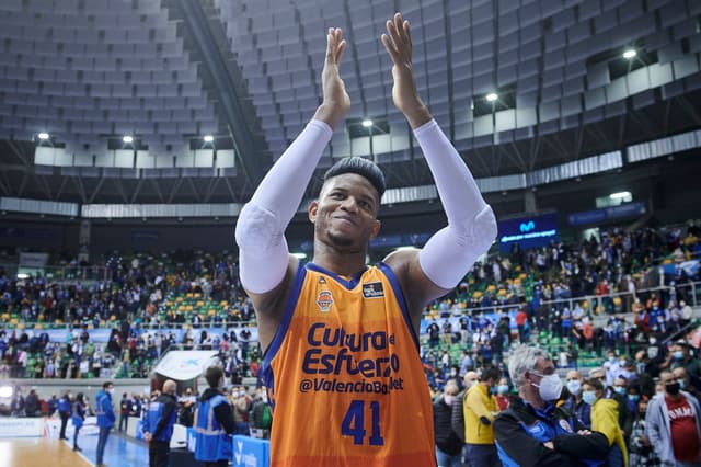 Hereda SPB-Valencia Basket (65-69)