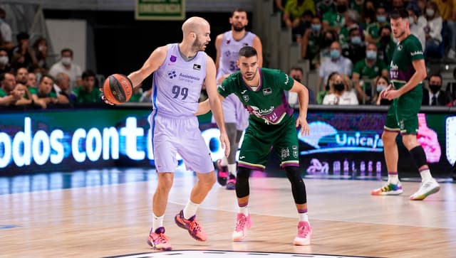 Unicaja-Barça (73-75)