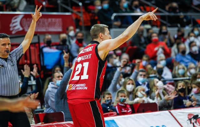 Casademont Zgz 82 - Coosur Betis 72