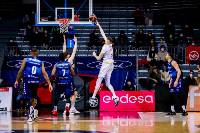 Birutis, Jugador de la Jornada 12