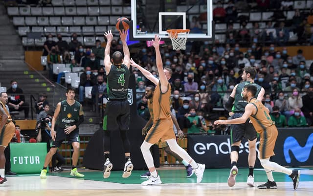 Joventut-Coosur Real Betis (84-82)