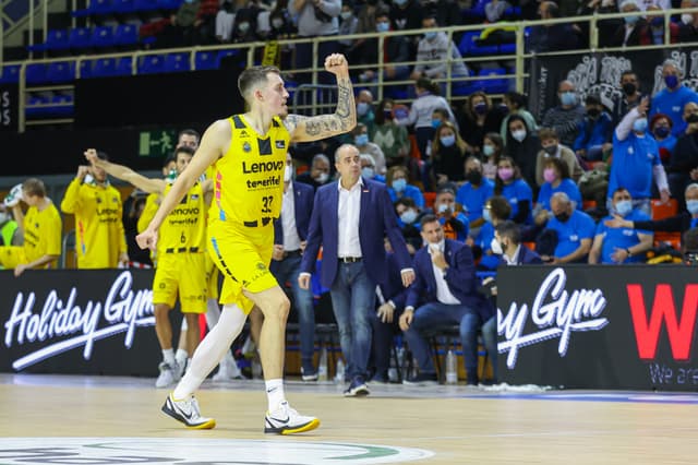 Lenovo Tenerife: Récord de triples