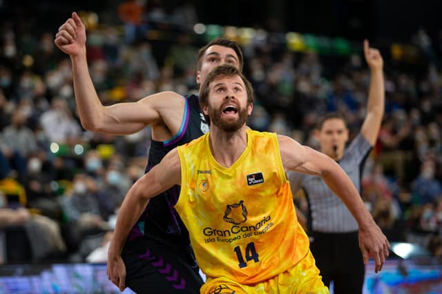 Shurna sufre una neumonía bilateral