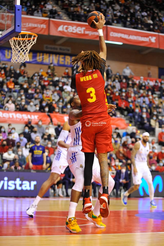 Las ganas de James Webb III