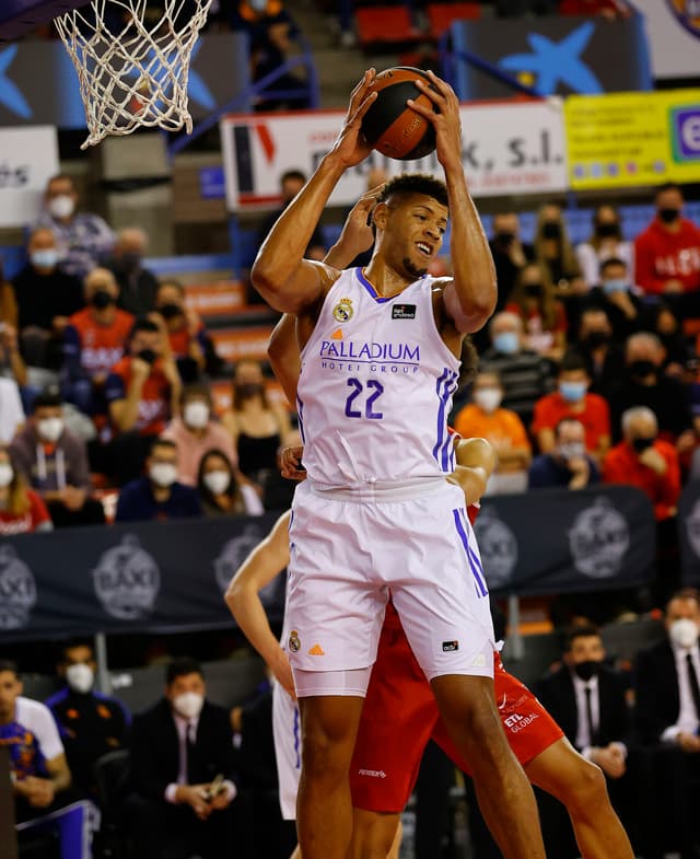 BAXI Manresa-Real Madrid (87-92)