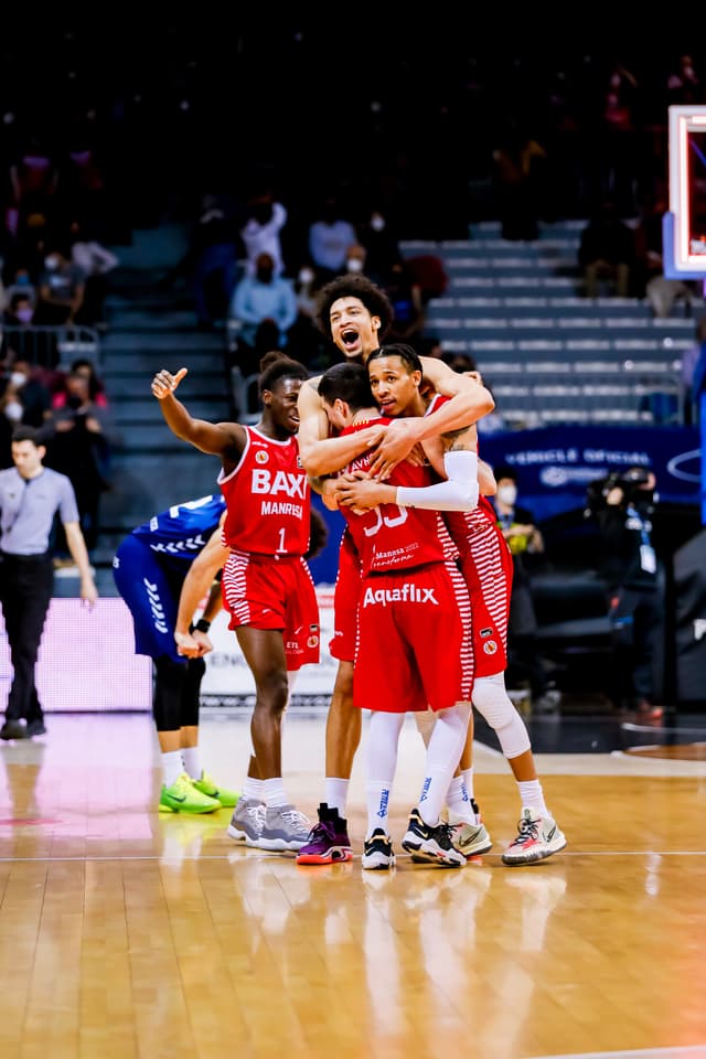 MoraBanc Andorra-BAXI (79-82)