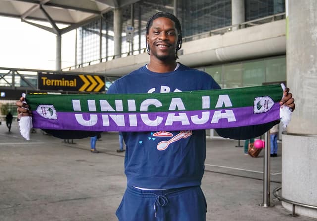 D.Williams no supera reconocimiento