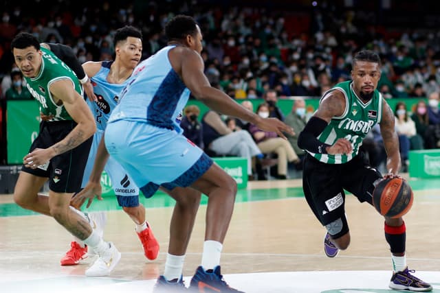 Coosur Betis 84 - Río Breogán 81