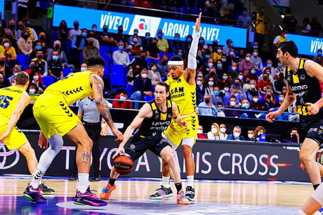 Lenovo Tenerife 87 - UCAM Murcia 71