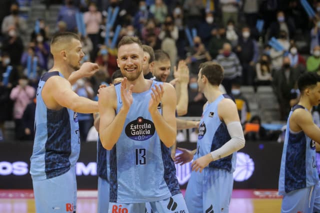 Río Breogán-Valencia Basket (99-82)