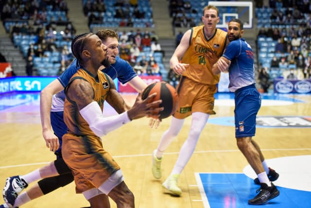 Crónica: Monbus-Coosur R.Betis