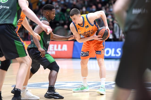 Dimitrijevic, desvinculado Valencia