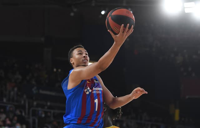 Exum, con una distensión en aductor