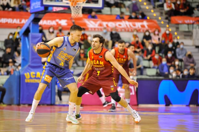 UCAM Murcia 71 - Valencia Basket 72