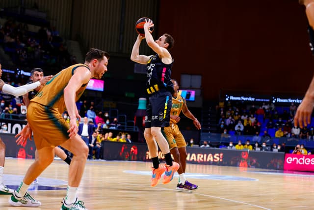 Crónica: Lenovo Tfe.-Coosur R.Betis