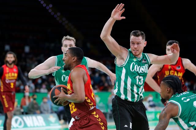 Coosur Betis 84 - UCAM Murcia 93