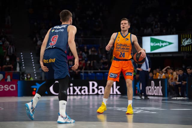 Parte médico cuartos (1º)