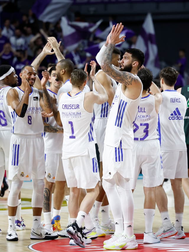 Real Madrid-Joventut (99-89)