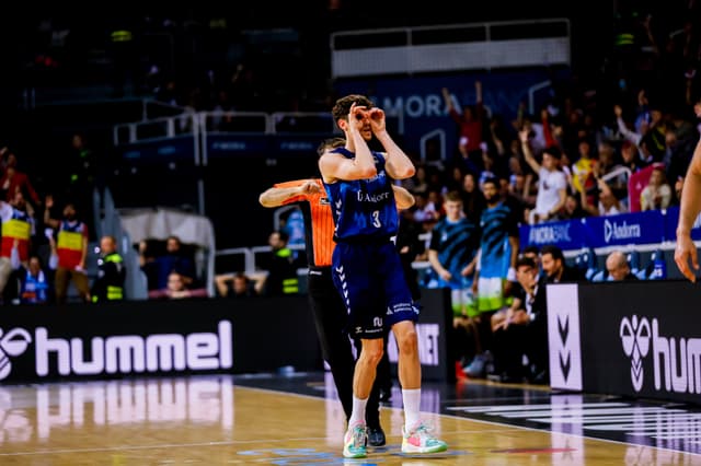 MoraBanc Andorra 82 - Urbas Fue 74